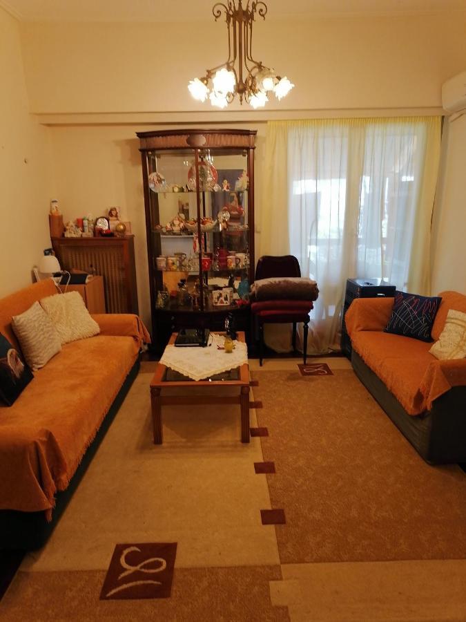 Уютный Дом 2 Atina Dış mekan fotoğraf